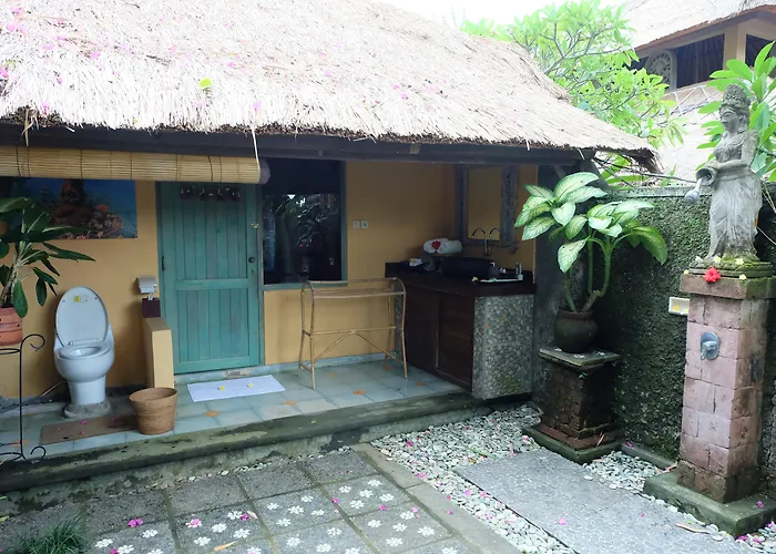 Puri Taman Sari リゾート Selemadeg