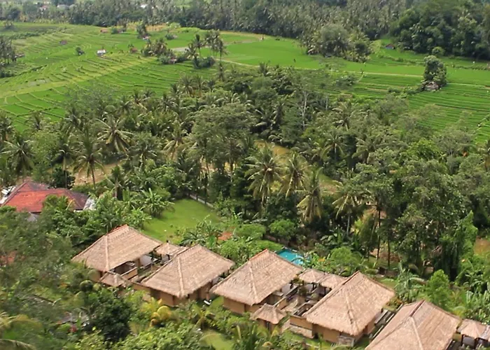 Puri Taman Sari 3*