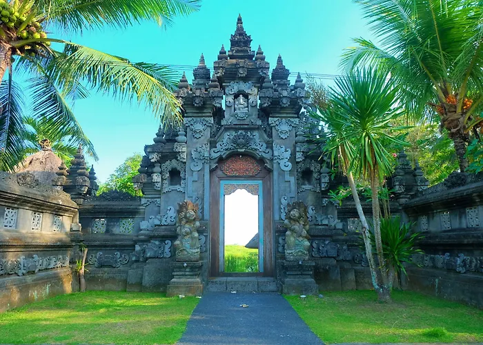 Puri Taman Sari 3*