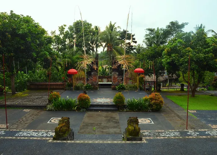 Puri Taman Sari 3*